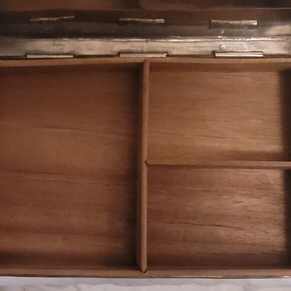 Made In India Design Brass Jewelry Box with 3 Compartments Box - Picture 5 of 9